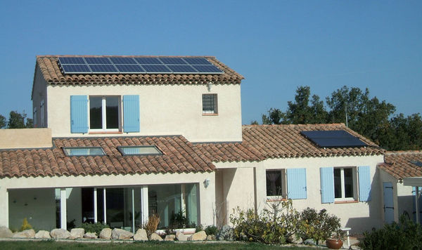 Solaire thermique et solaire photovolta&iuml;que