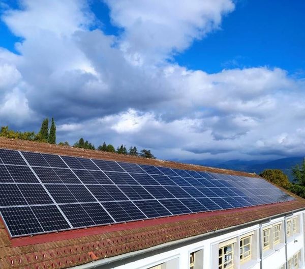 Installation int&eacute;gr&eacute;e en toiture
